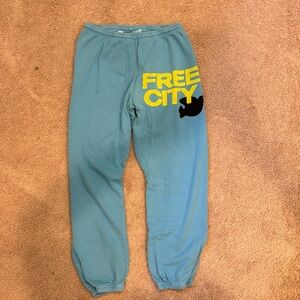 FREECITY Sweatpants